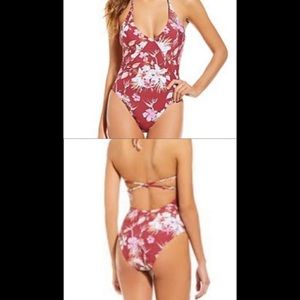 NWOT Gianni Bini High Leg Swimsuit